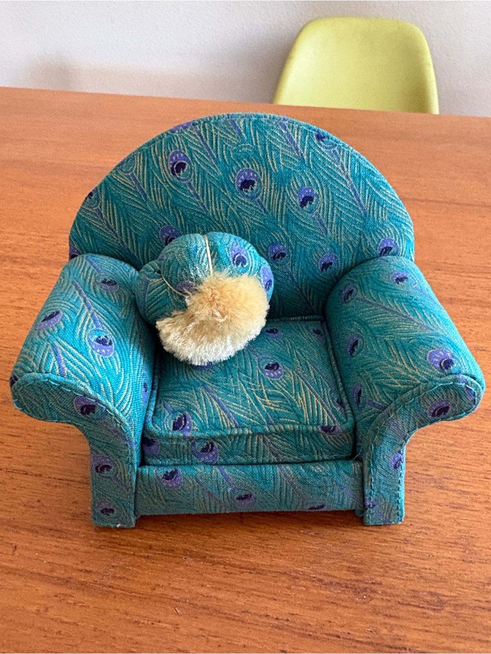 NWOT Pin cushion